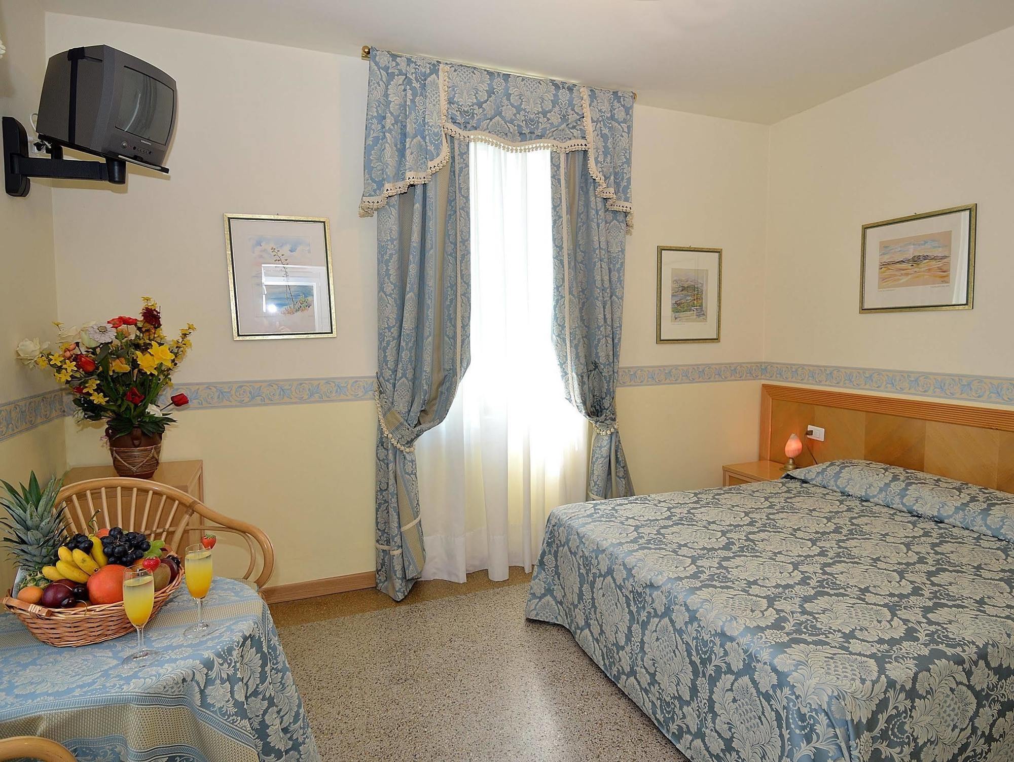 Villa Angelica Lido de Venecia Exterior foto